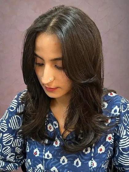 This cut is designed to look effortless and natural.