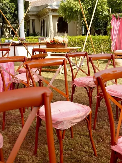It's all in the details. The color-coordinated cushions and drapes for this Mehendi seating show my commitment to a perfectly executed theme.