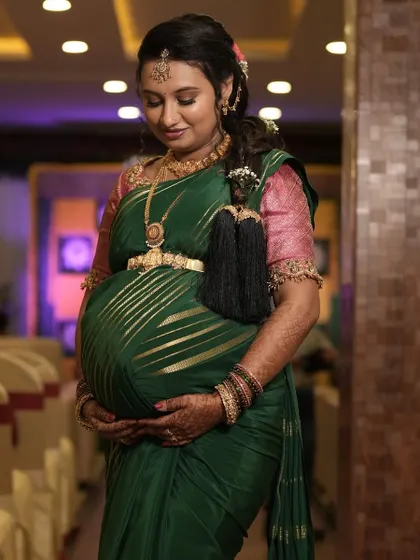 It was an honor to do the makeup for this beautiful mom-to-be's baby shower. I created a soft, glowing look to celebrate this special milestone, ensuring she felt comfortable and radiant.