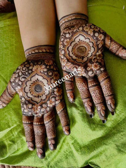 A gorgeous design for the bride's tribe or party guests. This floral mandala pattern is intricate enough to feel special but can be applied quickly for a group.