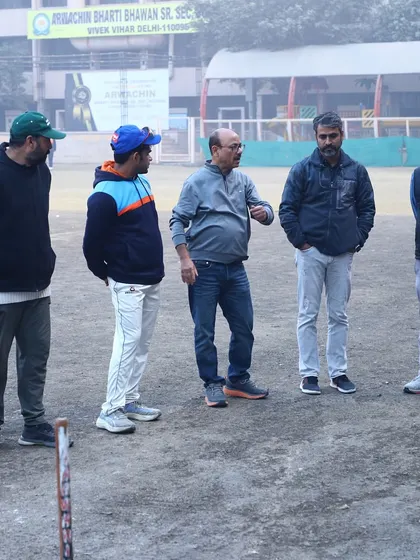 A moment of discussion between our coaches and Ajay Ratra on the sidelines of the Youngster Trophy.