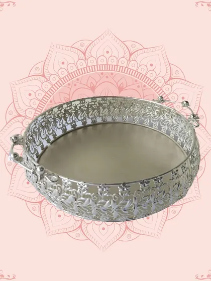 Another one of my beautiful silver-finish trays, this one features a mirrored base and ornate handles. It's perfect for adding a touch of glamour to your festive decor.