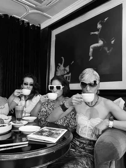 The breakfast club, Granny style. Sipping coffee and looking fabulous is mandatory.