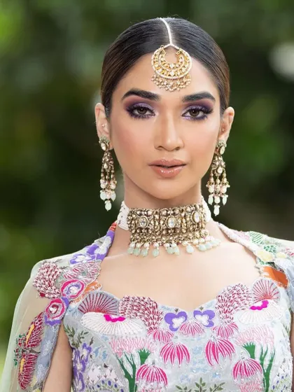 A dreamy mehendi look. Learn how to create soft, romantic makeup for pre-wedding functions.