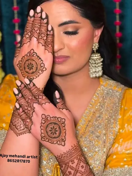 Simple yet stunning. This guest mehndi features matching mandala designs on the back of both hands, a timeless and elegant choice for any celebration.