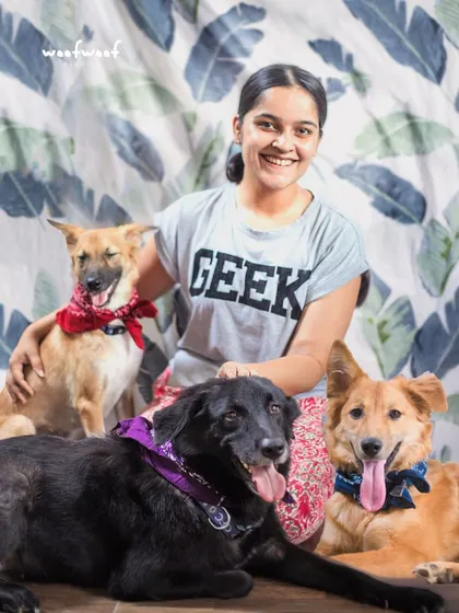 Choreographer Aakanksha surrounded by her three wonderful rescue dogs, Oreo, Cookie, and Molly. It was an honor to capture this beautiful adopted family.