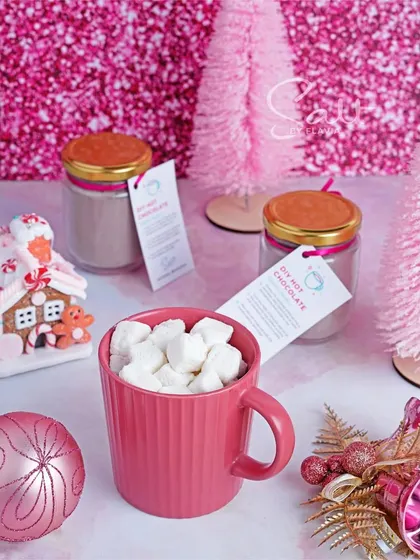 It's the most wonderful time of the year, and it's even better with hot chocolate. These kits make great stocking stuffers or last-minute presents.