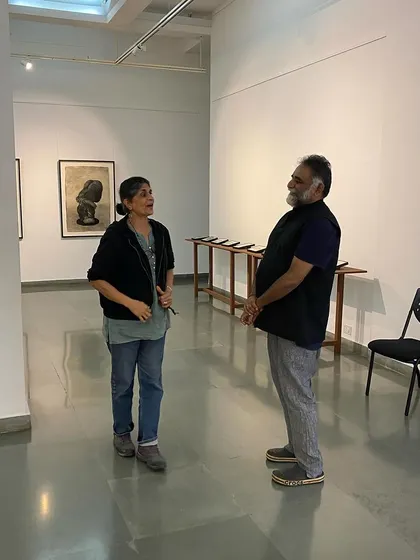 Artist Suresh Jayaram in conversation with artist Shakuntala Kulkarni at her solo show.