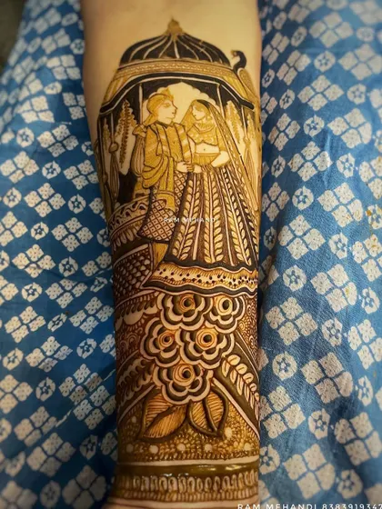 The same doli portrait, but with the henna paste applied. The dark, rich paste I use ensures a beautiful, long-lasting stain.