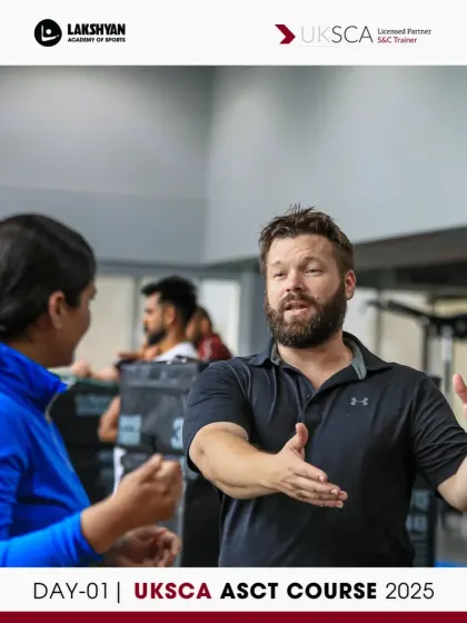 Interactive learning is key. A UKSCA trainer engages with a participant during the first day of the ASCT course, discussing the core concepts of program planning and safety.