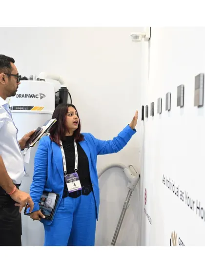Our founder, Neha, giving a detailed tour of our product offerings at the expo.