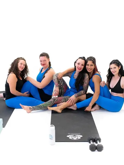 A behind-the-scenes shot from filming WARRIOR Rhythm lesson 13. It was an honor to share the space with this incredibly talented cast. As an instructor, you get to learn from and collaborate with the best.
