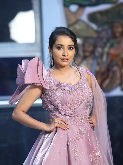 A princess-inspired look featuring a stunning pink gown. I created a soft glam makeup look with a subtle pink eyeshadow, defined lashes, and a neutral lip to complement the elaborate dress.