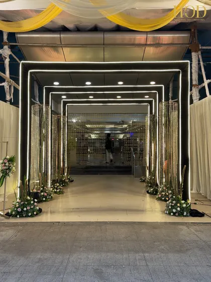 A straight-on shot of the completed LED light tunnel entrance. The clean, geometric design is perfect for clients looking for a modern and minimalist yet high-impact welcome for their guests.