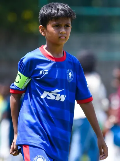 Shlook Gamre, who joined our program in 2021, in action for the Young Blues Elite U9s. His graduation to the Elite team shows our commitment to nurturing talent.