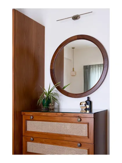 Duplicate of image 108, showing the dresser detail.
