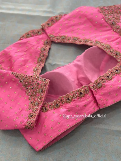 The back of the pink buti blouse.