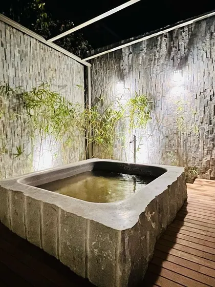 A complete view of the Japanese bath setup, a perfect example of how we can create specialized, spa-like features in a landscape.
