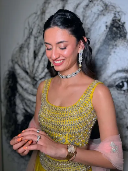 A candid, smiling shot. This look is all about looking fresh, radiant, and ready to have fun.
