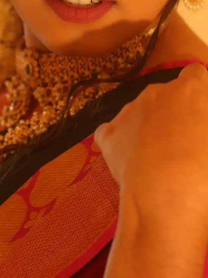 This engagement look is all about the details. The makeup is paired with stunning jewellery, and I ensured the foundation and contouring were perfect to complement the entire ensemble.