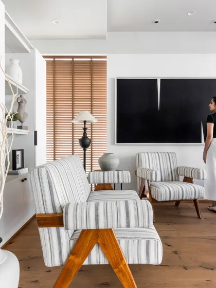 The Director’s Cabin is a perfect blend of contemporary luxury and calming sophistication. We curated high-end materials and neutral tones to create a space that exudes timeless elegance.