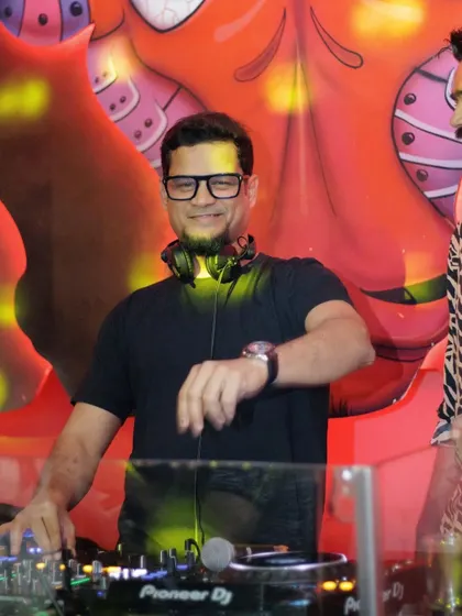 Clicks from a Friday night party. You can see the joy on my face as I get ready to drop a banger.