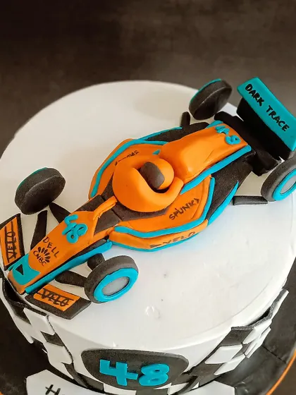 Another angle of the detailed F1 car topper.