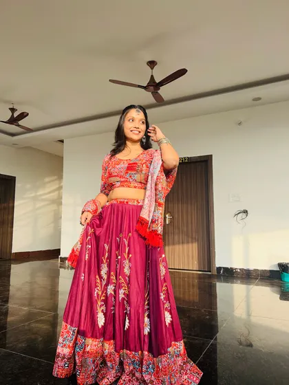 Feeling the festive vibe in this beautiful magenta lehenga. Dance isn't just about movement, it's also about expression and dressing up for the occasion.
