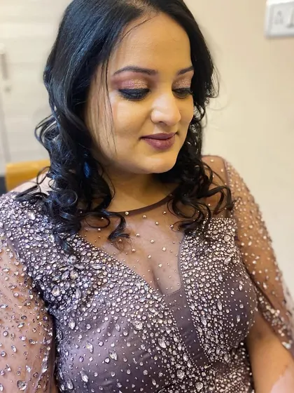 Another angle of the soft glam party makeup.