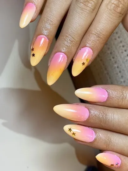 A beautiful sunset ombré from yellow to pink, accented with tiny gold star sequins.