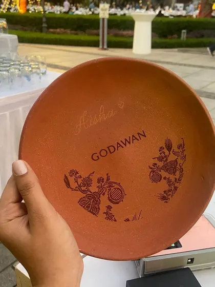 I love trying new surfaces, and these terracotta souvenir plates for a Godawan Single Malt event were so much fun. I engraved over 70 plates with guest names, and I'm still obsessed with the rustic, beautiful outcome.