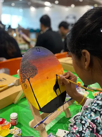 A close-up of the clock painting workshop we did with the LinkedIn team. It was a fun twist on our usual canvas painting and a great way to get creative.