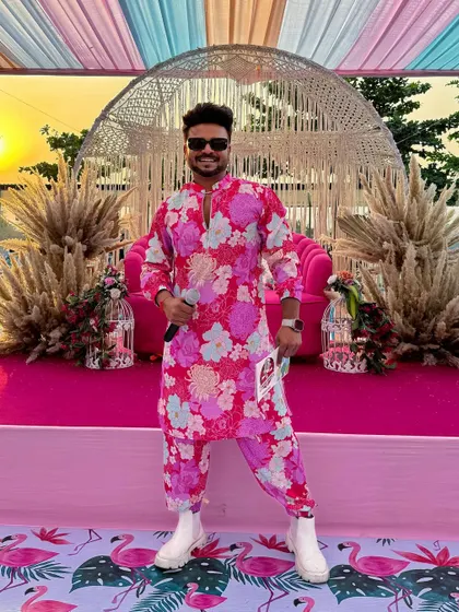 "In matters of style, swim with the current." This pink floral kurta set is perfect for a daytime carnival.
