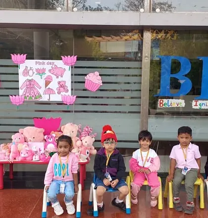 Pink Day was a sweet and cheerful event. Our students, dressed in various shades of pink, celebrated with themed decorations and fun, hands-on craft activities.