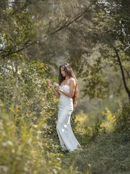 A fairytale-like portrait in a magical, overgrown forest setting. This is for those who want to create a truly unique and dreamy photoshoot.