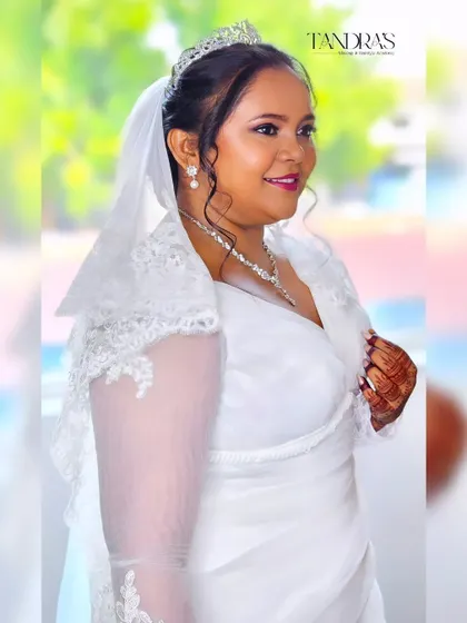Another lovely shot of Monica, showing how mehendi can be a beautiful part of any culture's bridal traditions.