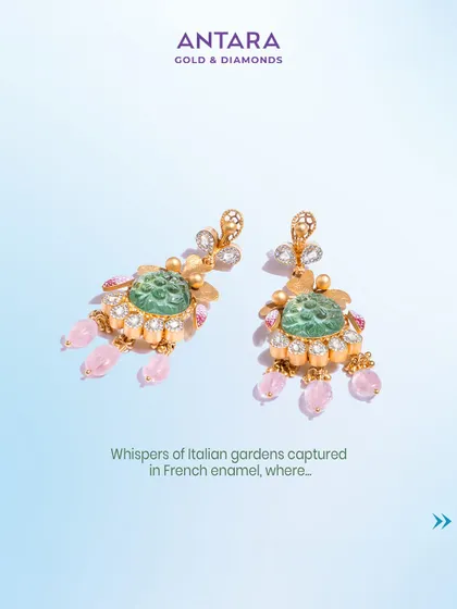 Another view of our garden-inspired earrings, where every curve speaks of nature’s delicate beauty. An exclusive masterpiece that blooms with elegance.