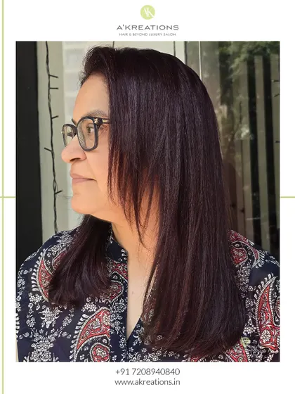 A rich and unique mahogany brown color. This shade is perfect for clients who want a sophisticated look with a hint of warmth.