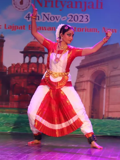 My solo performance at the Nrityanjali festival, demonstrating my own stage presence and artistry.