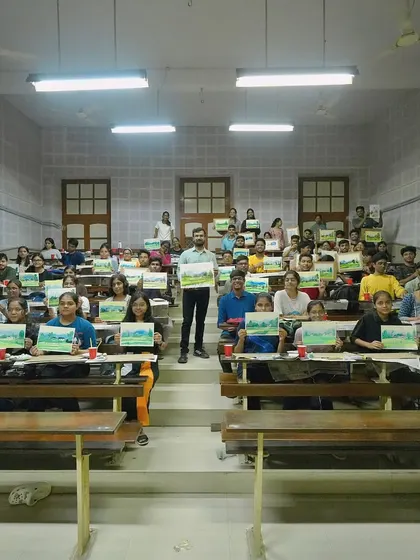 A wonderful group of students from my watercolor workshop at IIT BHU. It's always an incredible experience to connect with so many creative minds and guide them on their artistic journey.