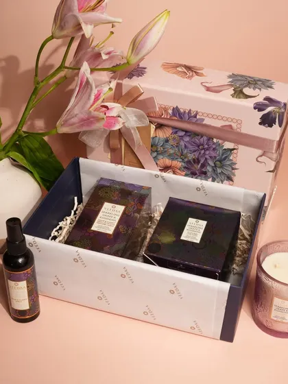An elegant and sophisticated gift set with a calming lavender and purple theme. This box is filled with our fragrant room spray and a matching candle, making it an ideal gift for relaxation and self-care.