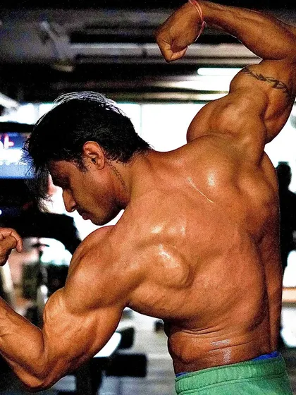 A close up of the back pose, showing the details earned through the journey.