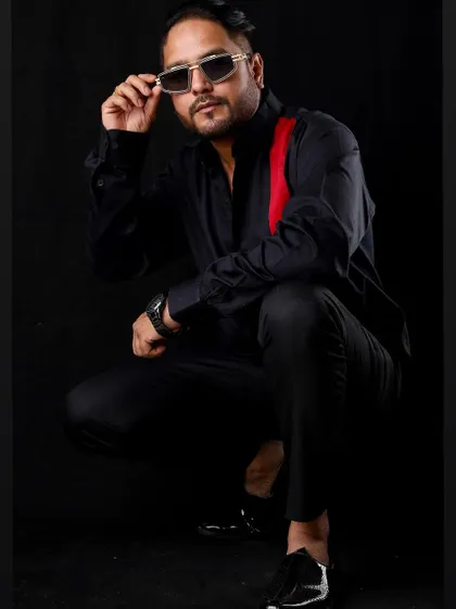 A motivational shot from a photoshoot. I believe in working hard and never giving up on your dreams, whether in music or life.