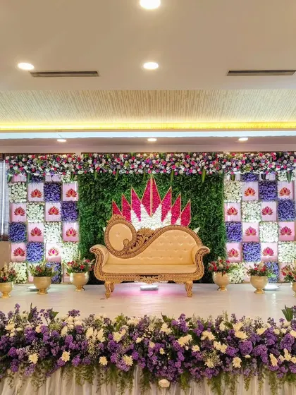 The full view of the geometric floral stage.