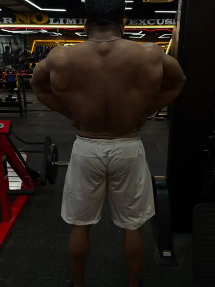 A back lat spread.