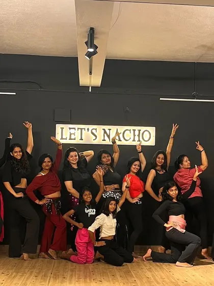 A fantastic group photo from our belly dance workshop in Manipal. The energy was amazing and everyone was ready to "nacho"!