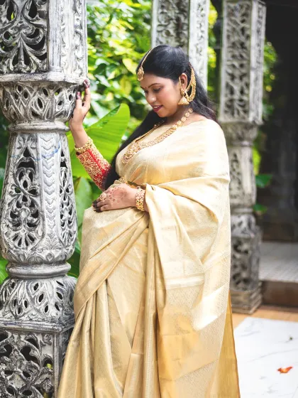 An elegant outdoor maternity portrait in a traditional silk saree. We were honored to capture this beautiful mom-to-be's second pregnancy with us.