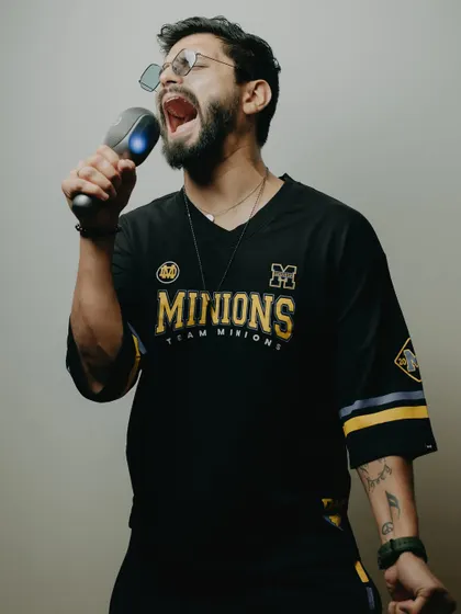 A fun, expressive shot for a photoshoot. This captures the loud, energetic performer in me.