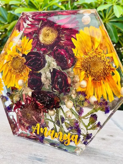 This 8-inch hexagon block art was made from a precious bouquet. The combination of sunflowers and deep red roses is absolutely stunning.