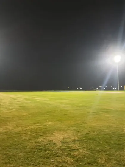We train when others rest. Our ground is equipped with professional floodlights, so your practice doesn't stop when the sun goes down. This is essential for preparing for day-night matches.